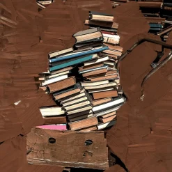 Byredo Bibliotheque Scented Candle 240gr Outlet